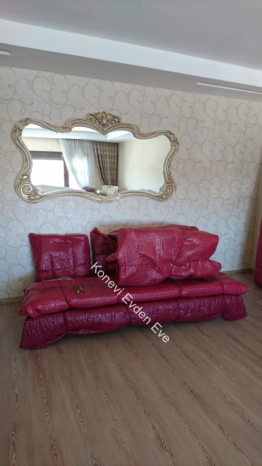 2025-Mayıs-İş-Başında - Konevi Evden Eve Taşımacılık | Asansörlü Nakliye Hizmeti