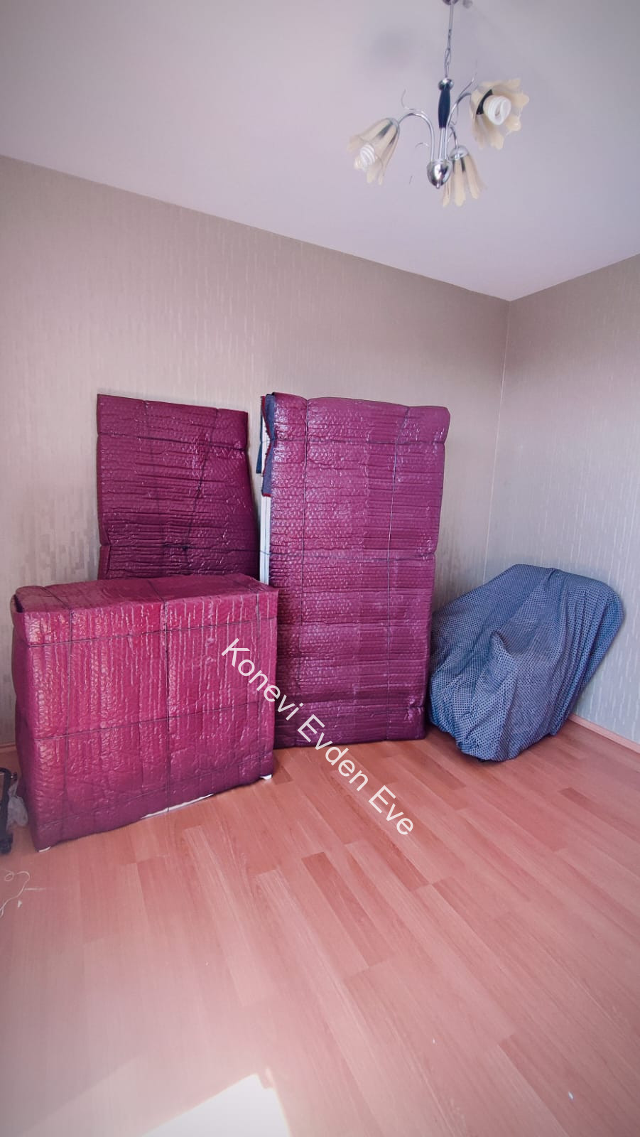 2025-Mayıs-İş-Başında - Konevi Evden Eve Taşımacılık | Asansörlü Nakliye Hizmeti